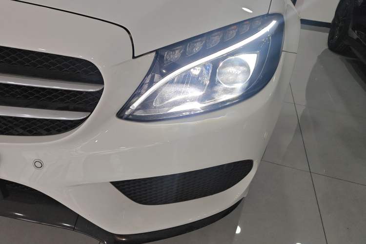Used Mercedes-Benz C-Class 2017 C 200 Sport Edition Left Front Headlight