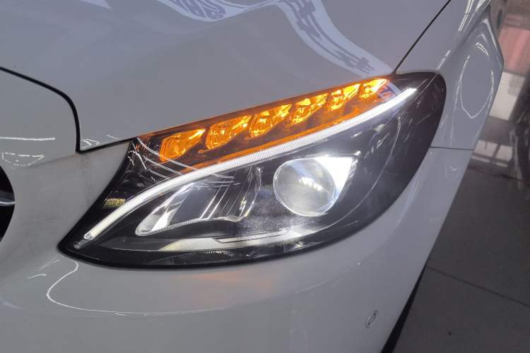 Used Mercedes-Benz C-Class 2017 Restyled C 200 Sport Edition Left Front Headlight