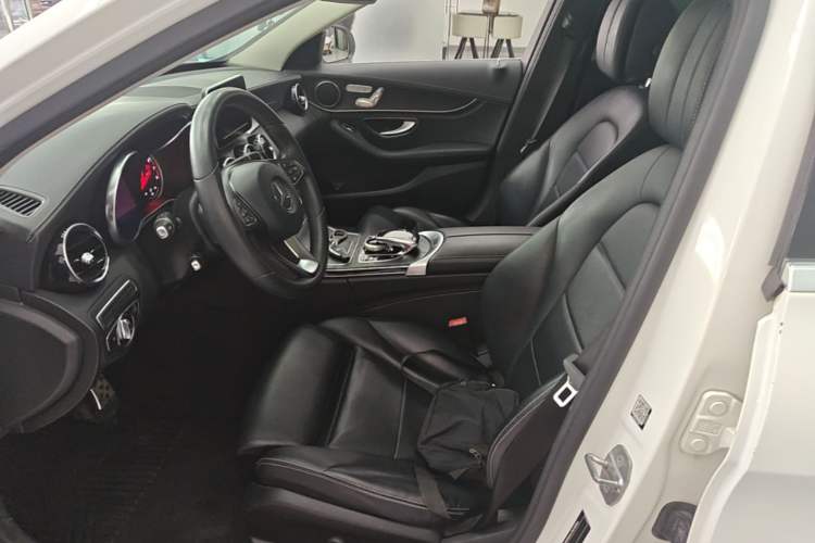 Used Mercedes-Benz C-Class 2017 C 200 L Sport Edition Left Front Seat