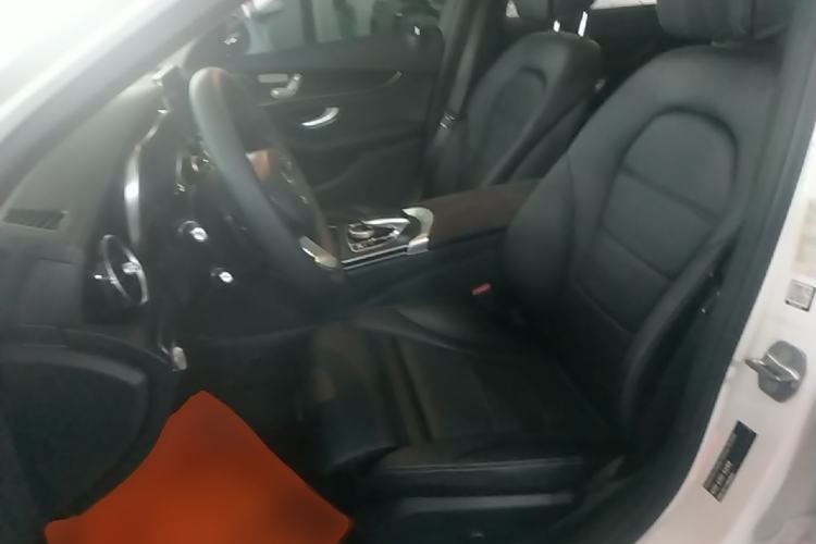 Used Mercedes-Benz C-Class 2017 Facelift C 200 L Sport Edition Left Front Seat