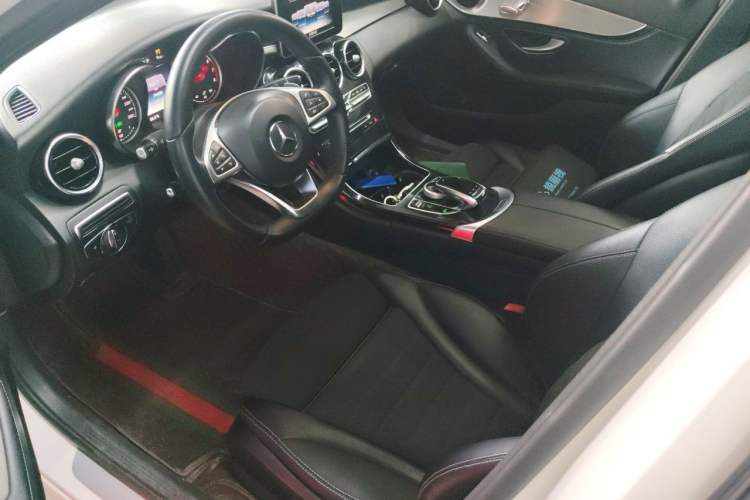 Used Mercedes-Benz C-Class 2017 Restyled C 200 Sport Edition Left Front Seat