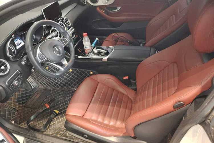 Used Mercedes-Benz C-Class 2017 Facelift C 200 Coupe Left Front Seat