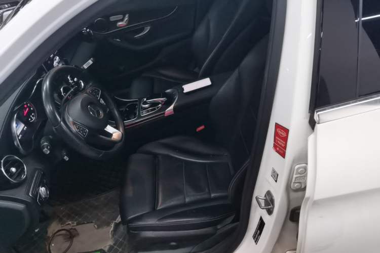 Used Mercedes-Benz C-Class 2017 Facelift C 200 L Sport Edition Left Front Seat