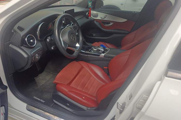 Used Mercedes-Benz C-Class 2017 Restyled C 200 Sport Edition Left Front Seat