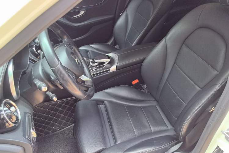 Used Mercedes-Benz C-Class 2017 Facelift C 200 L Sport Edition Left Front Seat