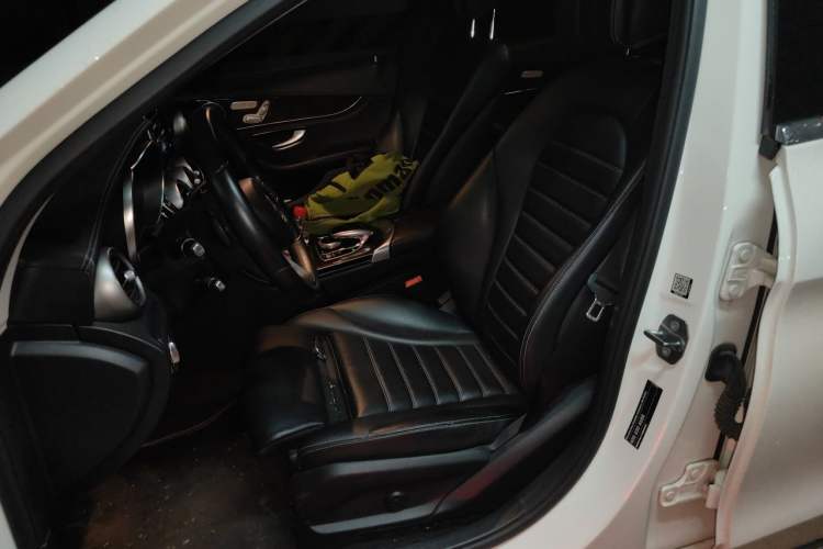 Used Mercedes-Benz C-Class 2017 C 200 L Left Front Seat