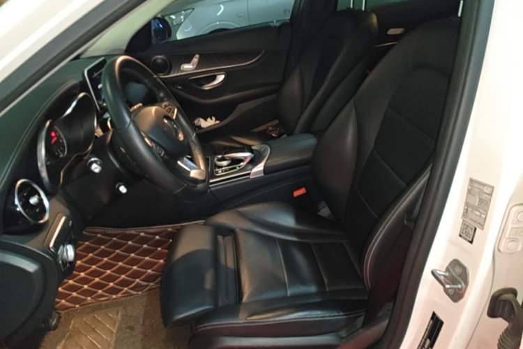 Used Mercedes-Benz C-Class 2017 C 180 L Sport Edition Left Front Seat