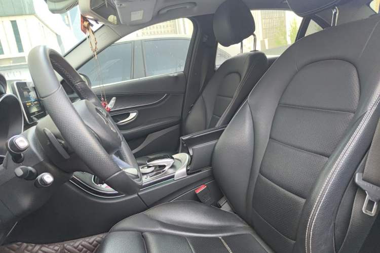 Used Mercedes-Benz C-Class 2017 Revised C 180 L Dynamic Sports Edition Left Front Seat