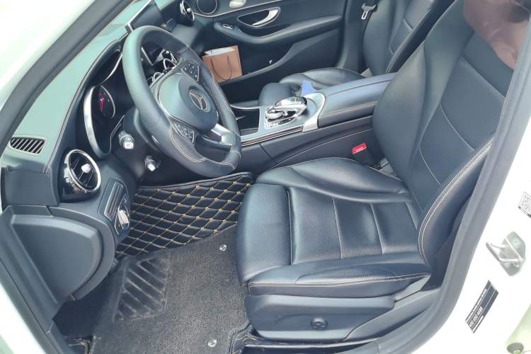 Used Mercedes-Benz C-Class 2017 Facelift C 200 L Sport Edition Left Front Seat