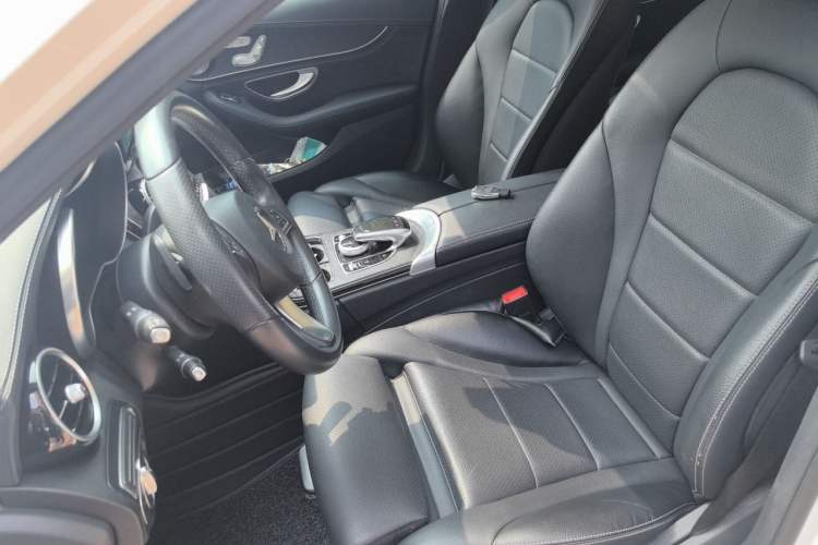 Used Mercedes-Benz C-Class 2017 Facelift C 200 L Sport Edition Left Front Seat