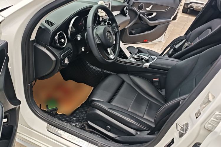 Used Mercedes-Benz C-Class 2017 Revised C 180 L Dynamic Sports Edition Left Front Seat
