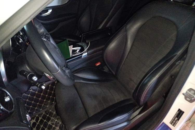 Used Mercedes-Benz C-Class 2017 Restyled C 200 Sport Edition Left Front Seat