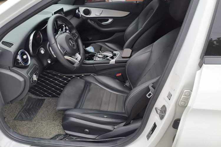 Used Mercedes-Benz C-Class 2017 C 200 Sport Edition Left Front Seat