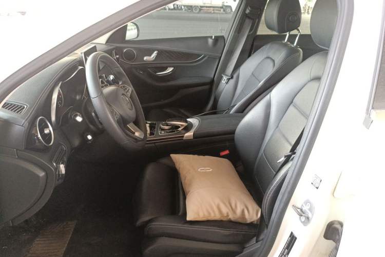 Used Mercedes-Benz C-Class 2017 Restyled C 180 L Fashion Edition Sport Version Left Front Seat