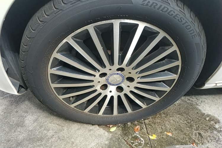 Used Mercedes-Benz C-Class 2017 C 180 L Left Front Wheel Hub