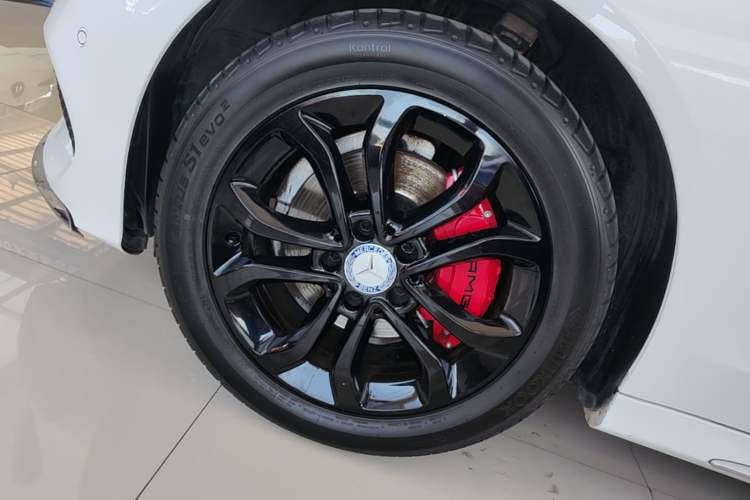 Used Mercedes-Benz C-Class 2017 C 180 L Sport Edition Left Front Wheel Hub