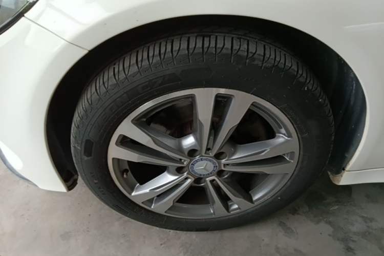 Used Mercedes-Benz C-Class 2017 C 200 L Sport Edition Left Front Wheel Hub