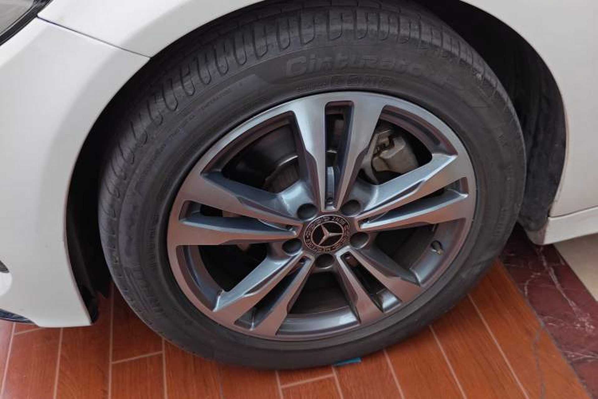 Used Mercedes-Benz C-Class 2017 Facelift C 200 L Sport Edition Left Front Wheel Hub