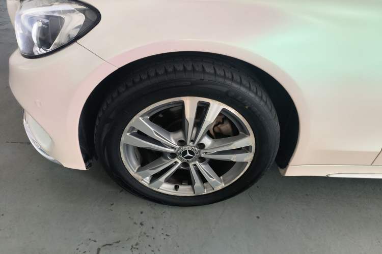 Used Mercedes-Benz C-Class 2017 Facelift C 200 L Sport Edition Left Front Wheel Hub