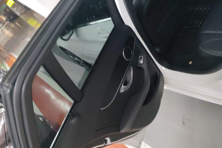 Used Mercedes-Benz C-Class 2017 C 180 Estate Left Rear Door Interior