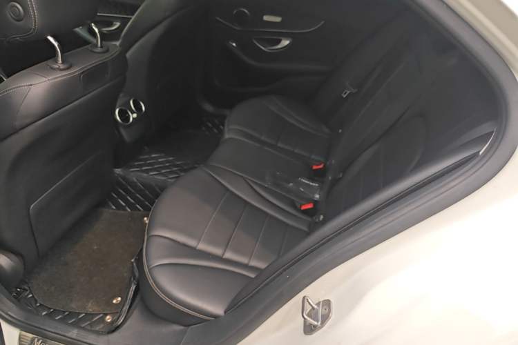 Used Mercedes-Benz C-Class 2017 Facelift C 200 L Sport Edition Left Rear Seat