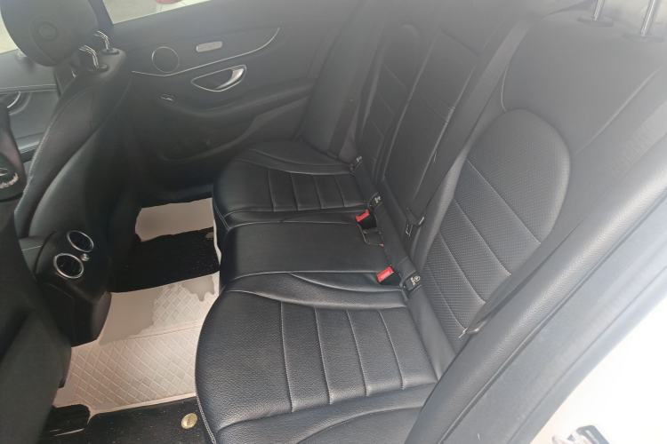 Used Mercedes-Benz C-Class 2017 Revised C 180 L Dynamic Sports Edition Left Rear Seat