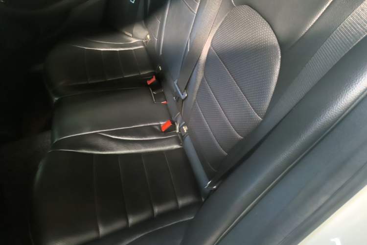 Used Mercedes-Benz C-Class 2017 Restyled C 180 L Fashion Edition Sport Version Left Rear Seat