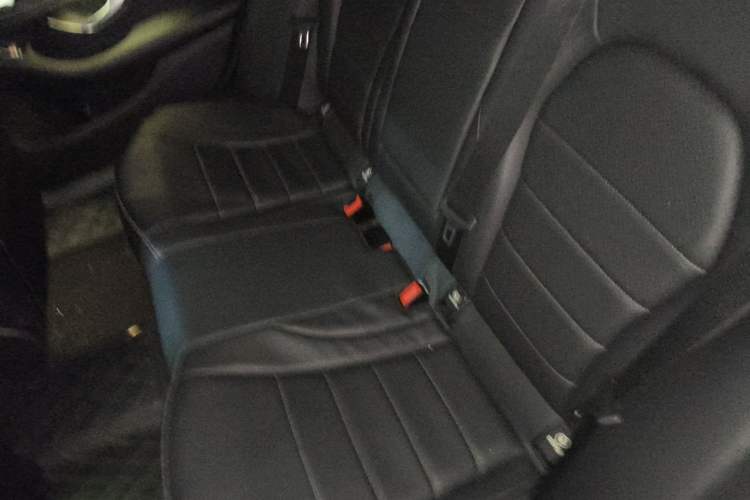 Used Mercedes-Benz C-Class 2017 Restyled C 180 L Fashion Edition Sport Version Left Rear Seat