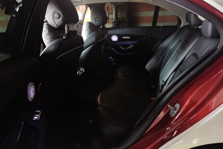 Used Mercedes-Benz C-Class 2017 Revised C 180 L Dynamic Sports Edition Left Rear Seat