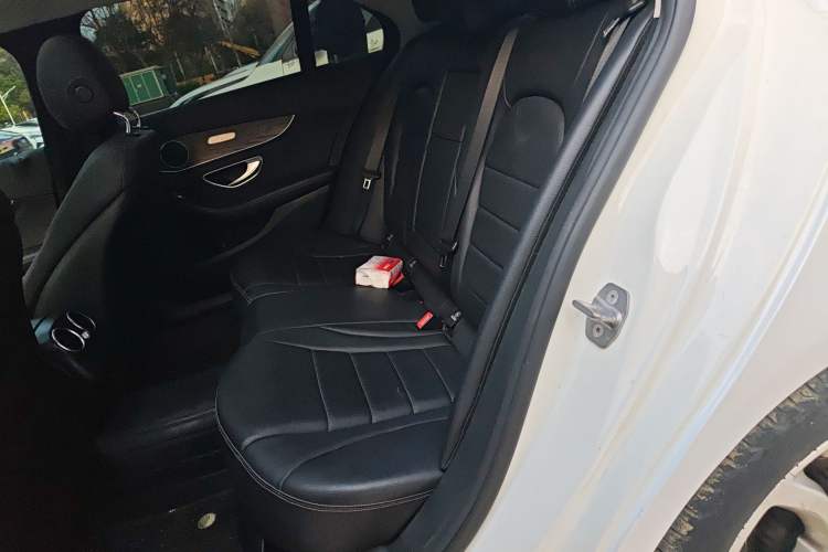 Used Mercedes-Benz C-Class 2017 Facelifted C 180 L Stylish Edition Left Rear Seat