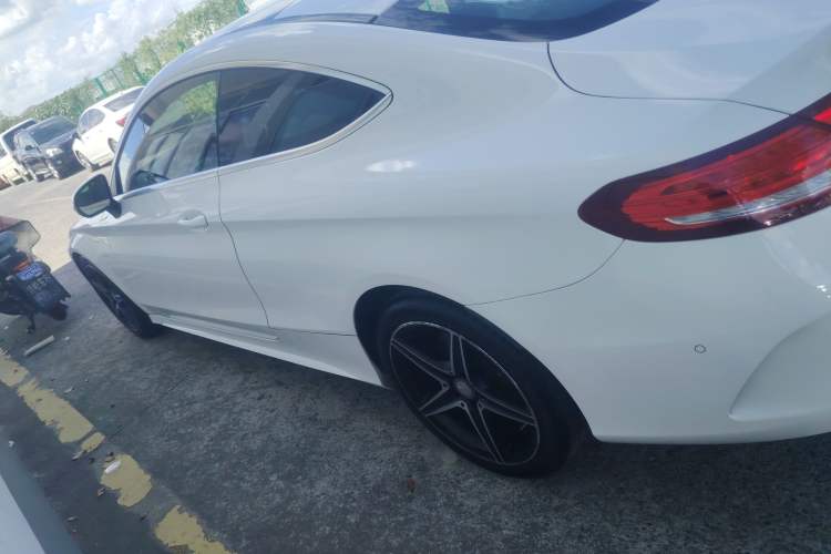 Used Mercedes-Benz C-Class 2017 C 200 Coupe Left Side