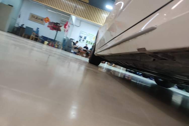 Used Mercedes-Benz C-Class 2017 Facelift C 200 L Sport Edition Left Side Sill