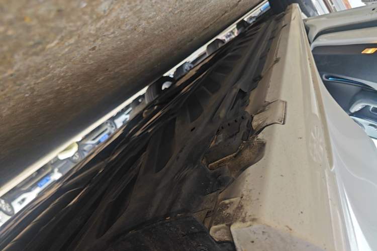 Used Mercedes-Benz C-Class 2017 C 200 Coupe Left Side Sill