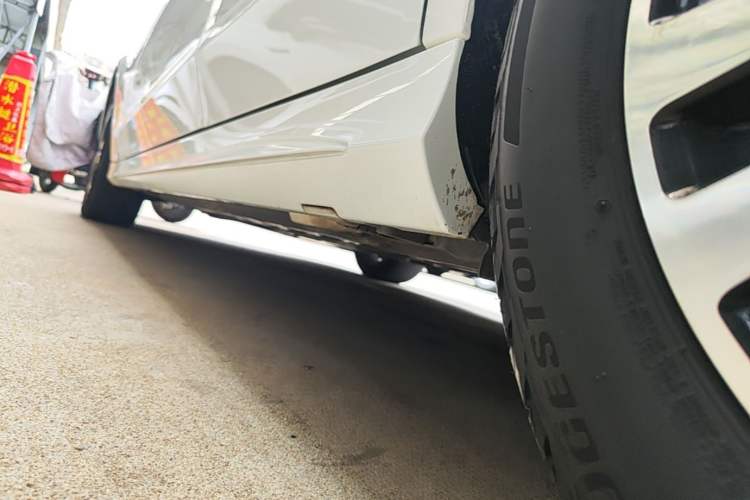 Used Mercedes-Benz C-Class 2017 C 200 Sport Edition Left Side Sill