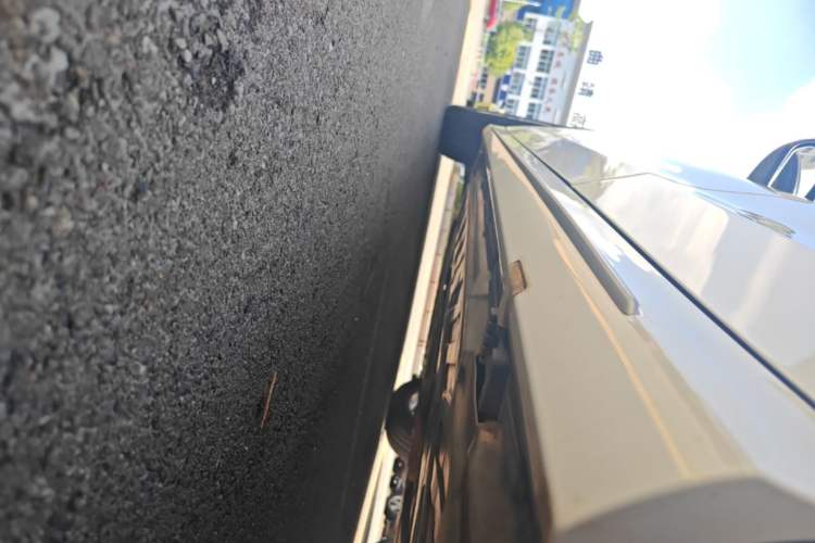 Used Mercedes-Benz C-Class 2017 Restyled C 180 L Fashion Edition Sport Version Left Side Sill