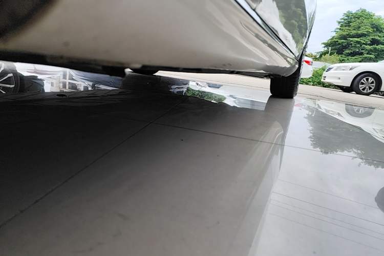 Used Mercedes-Benz C-Class 2017 Facelift C 200 L Left Side Sill