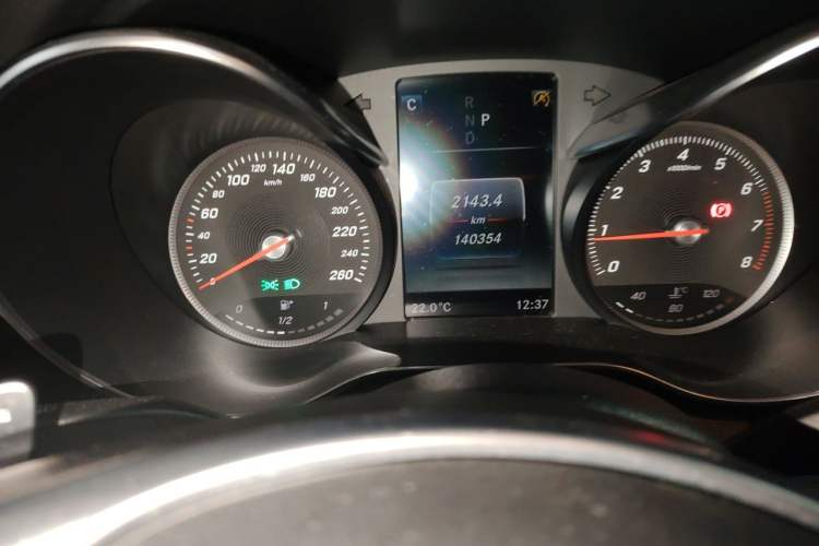 Used Mercedes-Benz C-Class 2017 C 200 Sport Edition Odometer Close Up