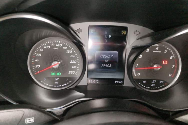 Used Mercedes-Benz C-Class 2017 Facelift C 200 Coupe Odometer Close Up