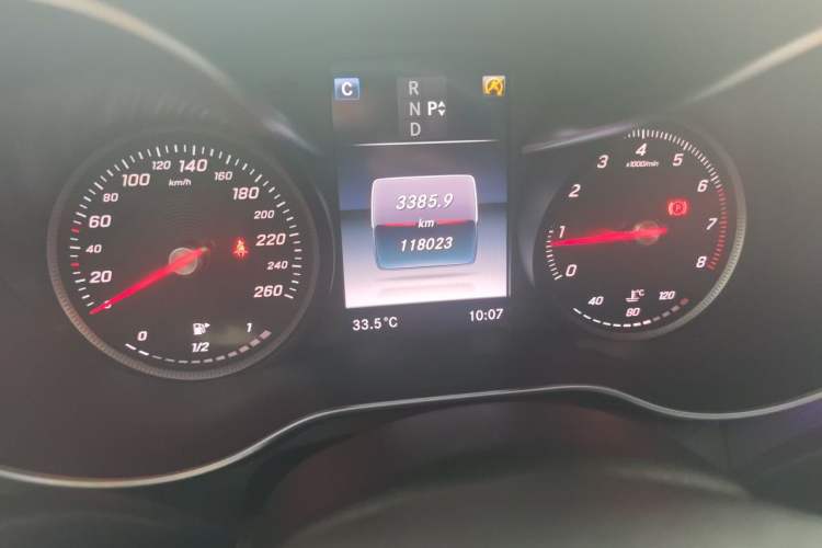 Used Mercedes-Benz C-Class 2017 C 200 L 4MATIC Sport Edition Odometer Close Up
