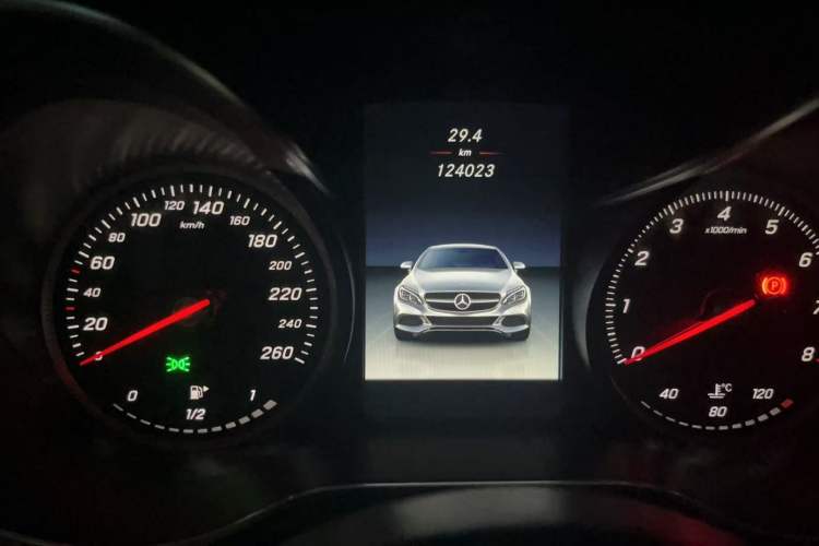 Used Mercedes-Benz C-Class 2017 Facelift C 300 Coupe Odometer Close Up