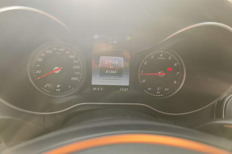 Used Mercedes-Benz C-Class 2017 C 200 L Sport Edition Odometer Close Up