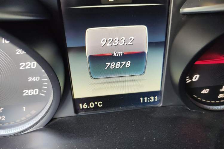 Used Mercedes-Benz C-Class 2017 Revised C 180 L Dynamic Sports Edition Odometer Close Up
