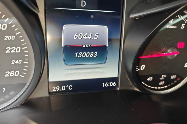 Used Mercedes-Benz C-Class 2017 C 200 Sport Edition Odometer Close Up