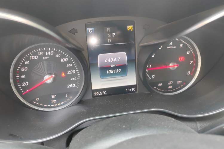 Used Mercedes-Benz C-Class 2017 C 200 L Sport Edition Odometer Close Up