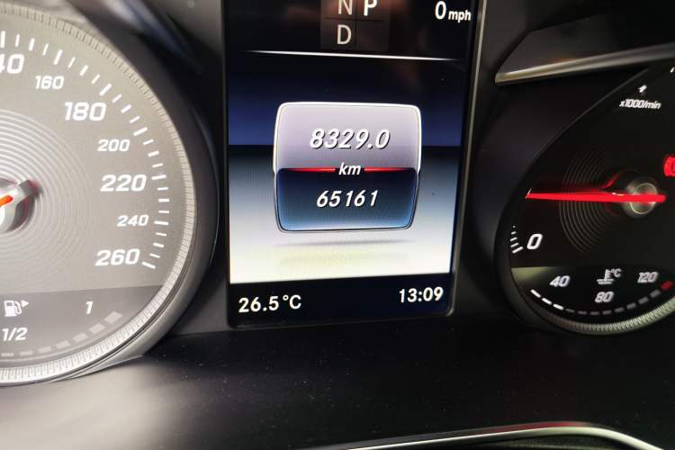 Used Mercedes-Benz C-Class 2017 Restyled C 200 Sport Edition Odometer Close Up