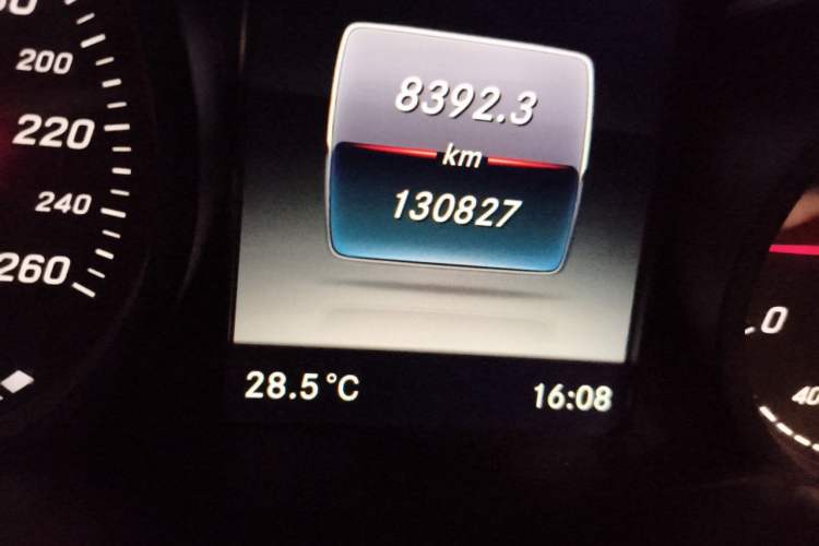 Used Mercedes-Benz C-Class 2017 Restyled C 200 Sport Edition Odometer Close Up