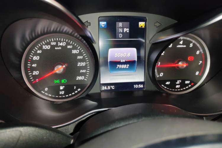 Used Mercedes-Benz C-Class 2017 Restyled C 200 Sport Edition Odometer Close Up