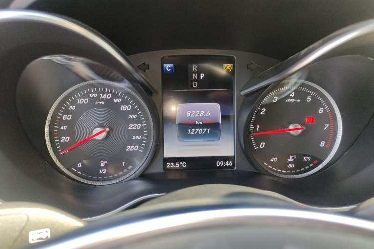 Used Mercedes-Benz C-Class 2017 Facelift C 200 Coupe Odometer Close Up