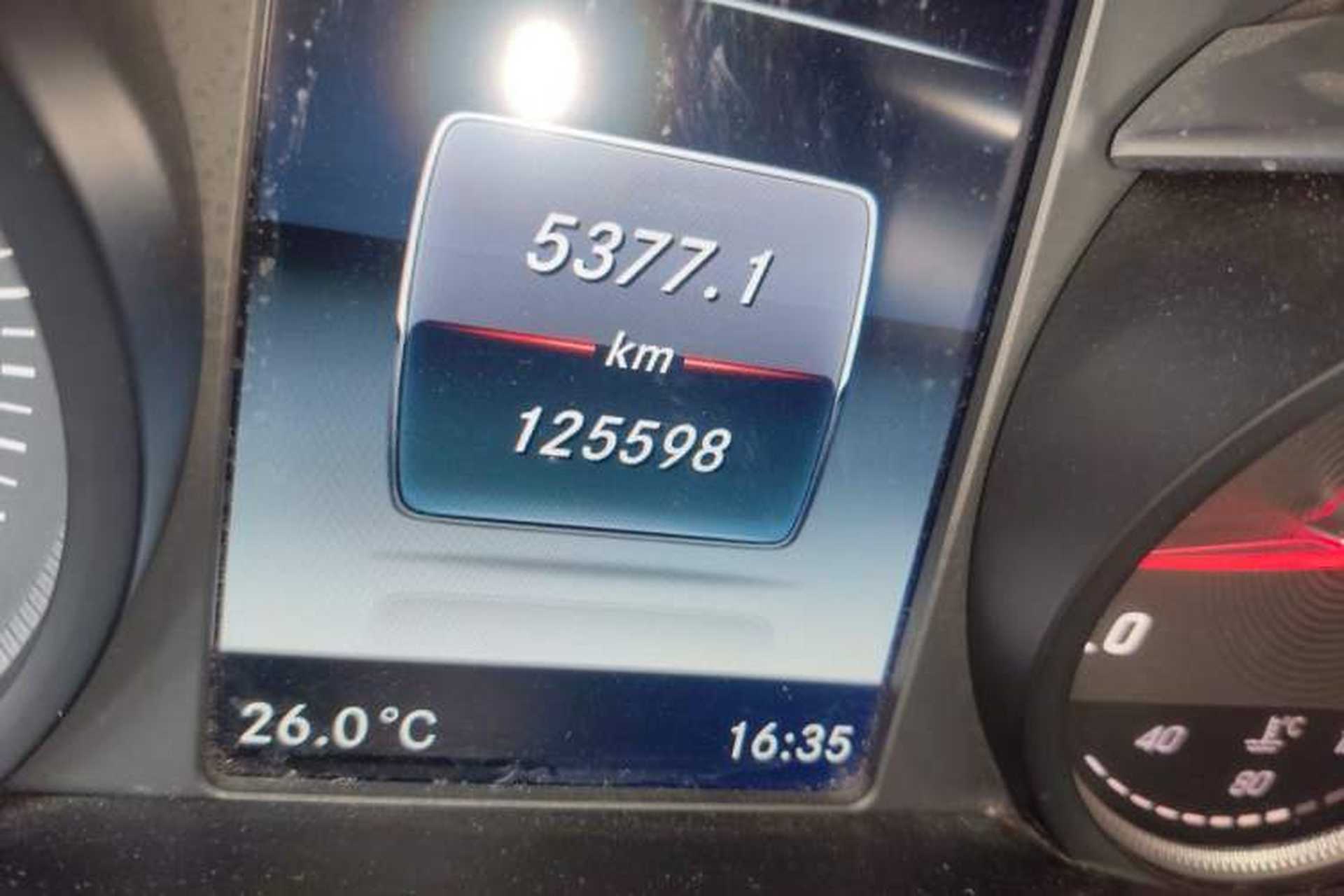 Used Mercedes-Benz C-Class 2017 Revised C 180 L Dynamic Sports Edition Odometer Close Up