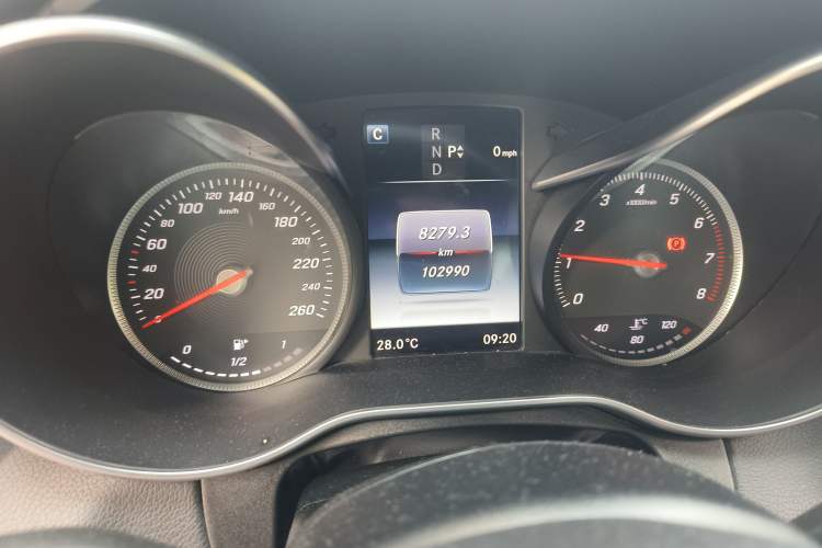 Used Mercedes-Benz C-Class 2017 C 300 Coupe Odometer Close Up